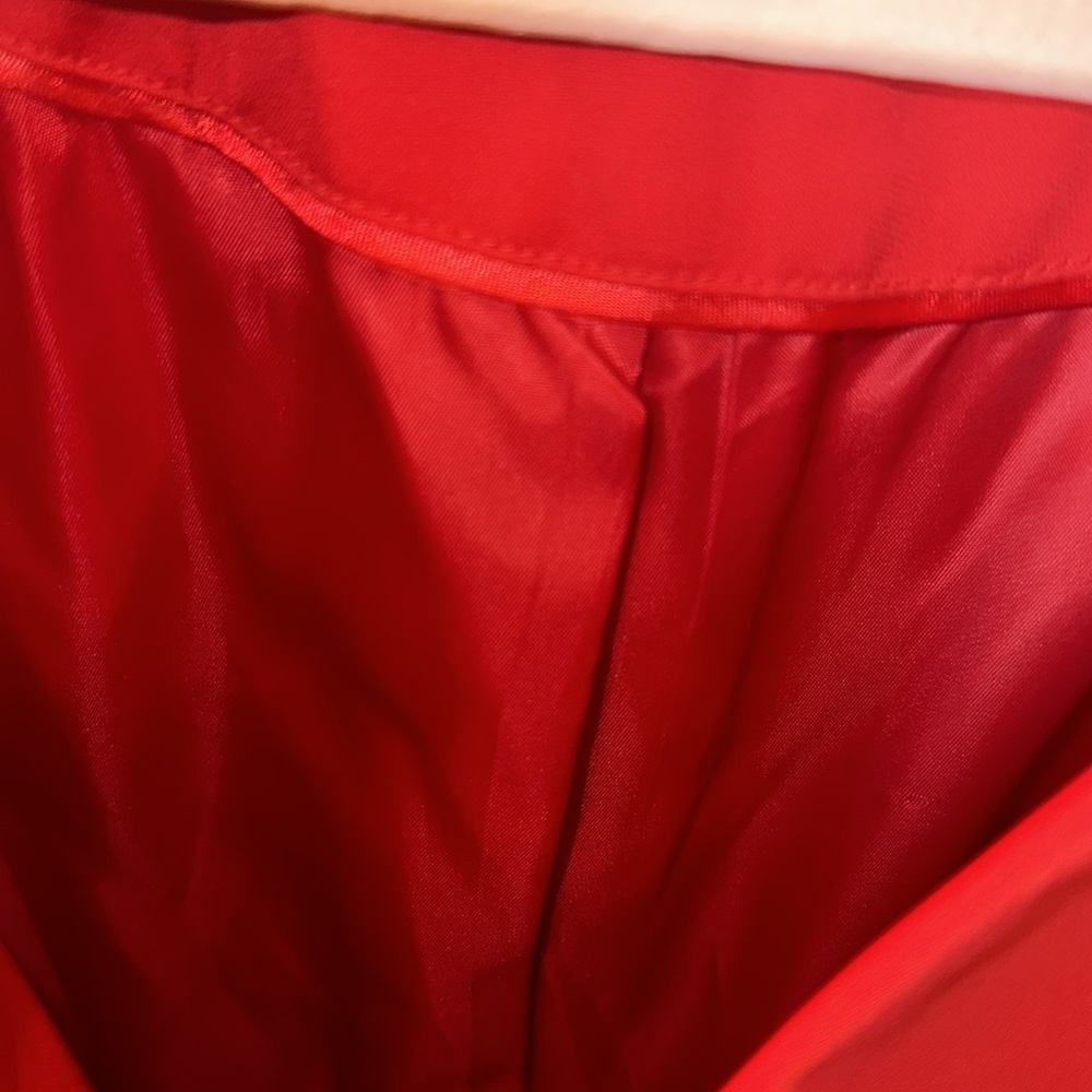 Red Ellen Tracy Trench Coat with Belt and Pockets - Picture 6 of 8